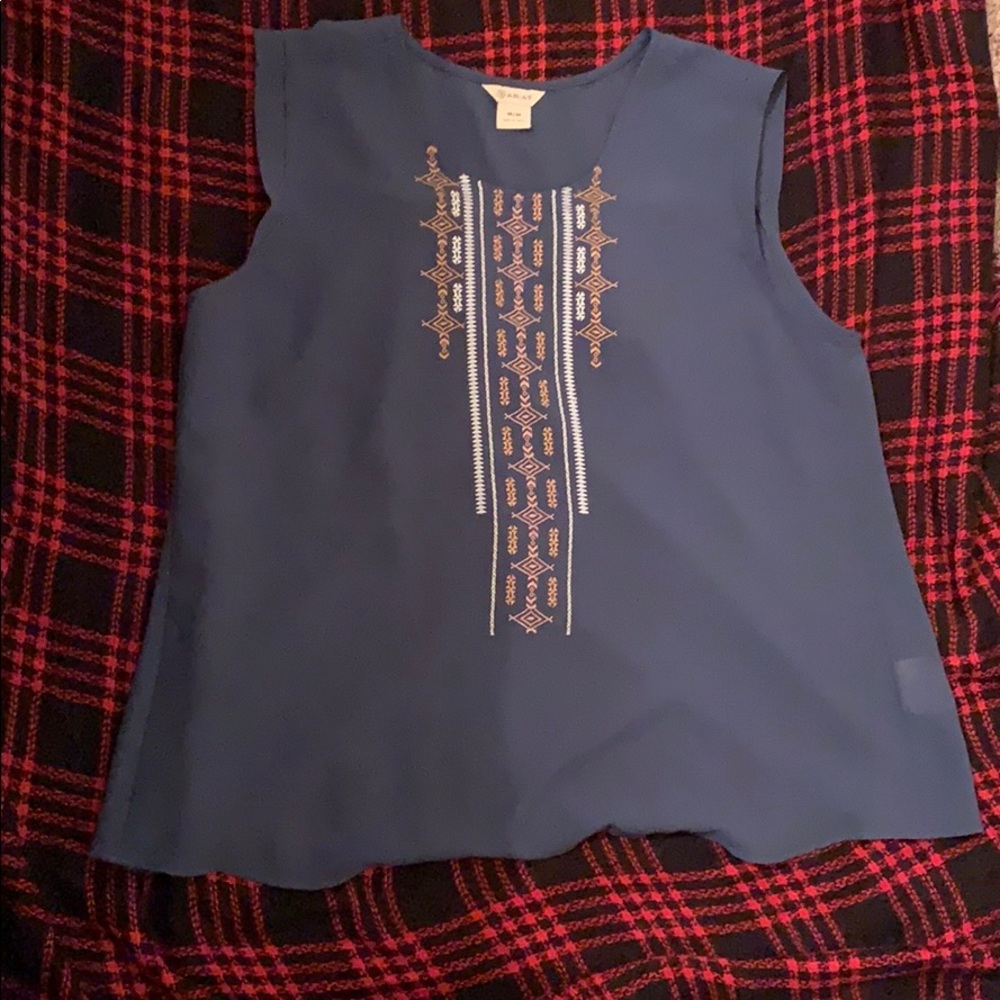 Ariat top. Medium